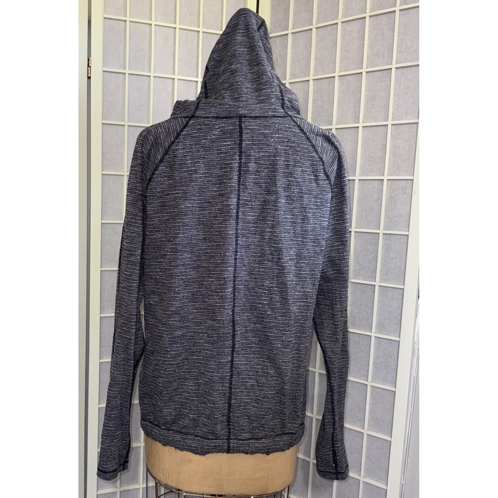 Lululemon Healthy Heart Pullover Coco Pique Black White Rulu Women's Size 6 - Picture 3 of 12